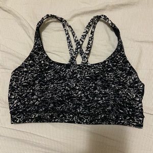 Black & White Lululemon Energy Sports Bra